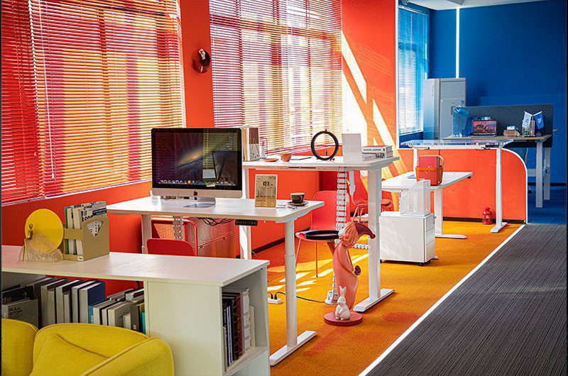 Understanding Ergonomic Desks Key Elements for Comfort and Health